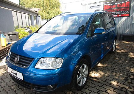 VW Touran Volkswagen Highline,2,0,Klimaautomatik,SHZ,1.Hand.