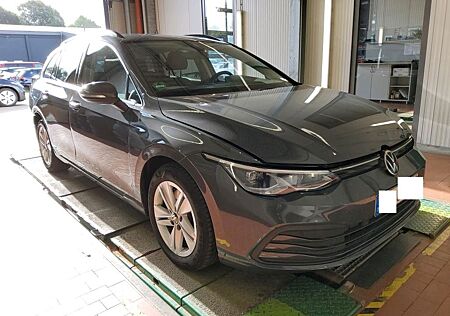 VW Golf Volkswagen VIII Variant Life 2.0 TDI DSG MATRIX*NAVI**