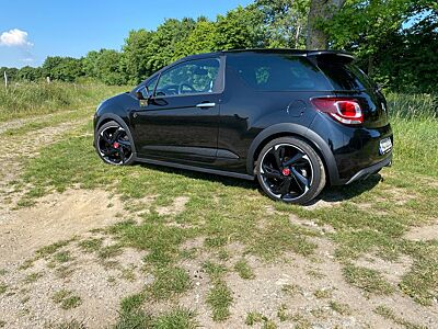DS Automobiles DS3 THP 208 PERFORMANCE // Scheckheft // HU neu