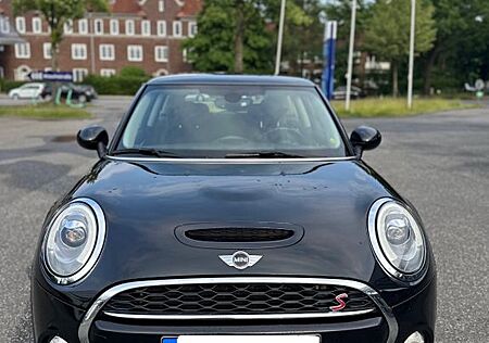 Mini Cooper S | Neue Bremsen/Service in 06/25