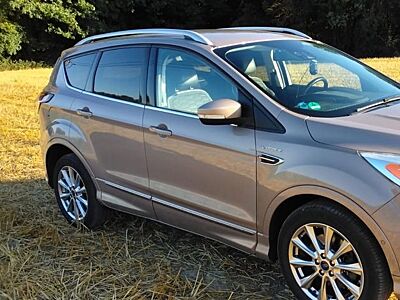 Ford Kuga 2,0 TDCi 4x4 132kW Vignale PowerShift V...