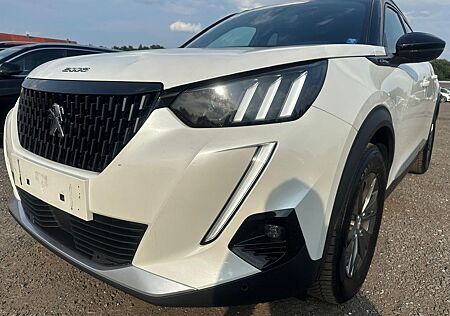 Peugeot 2008 1,5 GT.Line Leder,Navi.LED,Xenon,Kamera