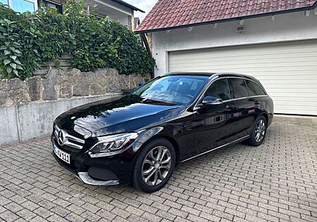 Mercedes-Benz C 220 d T AVANTGARDE, Comand, AHK, LED, Tempomat