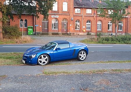 Opel Speedster 2.2 -
