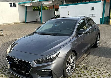 Hyundai i30 1.4 T-GDI N Line DCT Fastback N Line