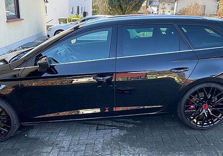 Seat Leon Cupra 300/Stage 1/ 4x4/Pano*/Soundanlage