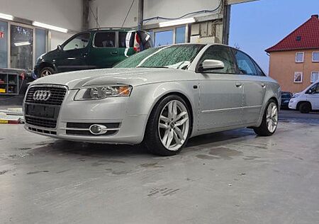 Audi A4 2.0 FSI