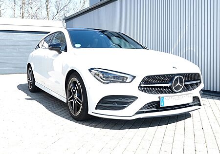 Mercedes-Benz CLA 200 Shooting Brake , AMG-Line, MBux, LED