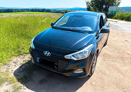 Hyundai i20 1.2 62kW YES! YES!