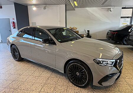 Mercedes-Benz E 300 de AMG + Night OLED/LED/DISTR/TW/20"/212Km