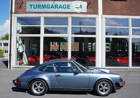 Porsche 911 Urmodell 911 3.2 Carrera Coupè