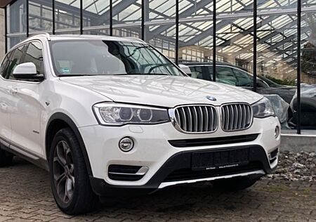 BMW X3 xDrive30d xLine BiXenon Panorama Leder Allrad