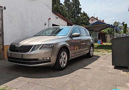 Skoda Octavia 1.6 TDI SCR DSG Style Combi Style