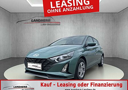 Hyundai i20 1.2 Comfort 5 J. Garantie //Navi/Kamera/PDC