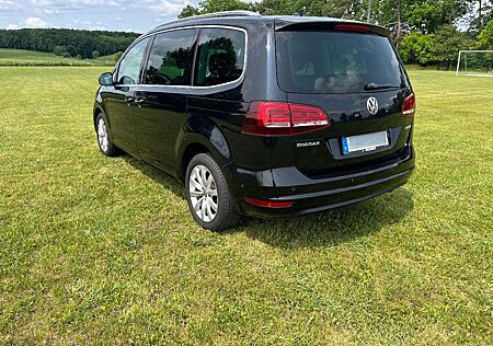 VW Sharan Volkswagen Highline / 150PS / 7 Sitzer / AHK