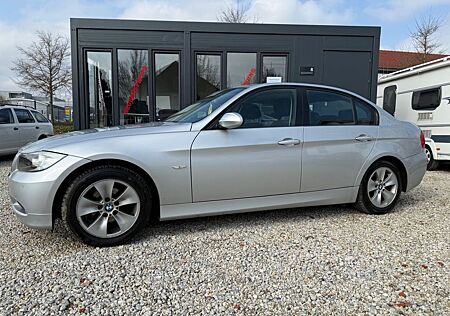 BMW 320i *Navi*PDC*8-Fach Bereift auf Alu