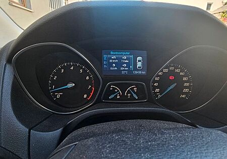 Ford Focus 1,0 EcoBoost 92kW Titanium Titanium