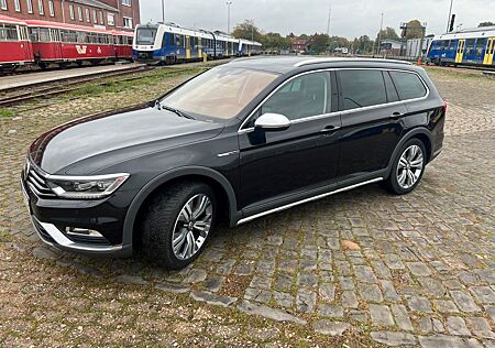 VW Passat Alltrack Volkswagen 2.0 TDI SCR 176kW DSG BMT 4M...
