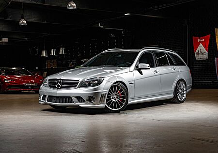 Mercedes-Benz C 63 AMG gebraucht kaufen Mercedes-Benz C 63 AMG T / KW chassi / AMG Drivers Package