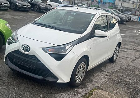 Toyota Aygo (X) Aygo -play