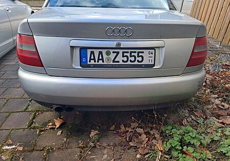 Audi A4 1.8 -