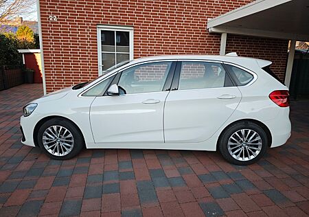 BMW 216d Active Tourer Luxury Line Leder LED NAVI