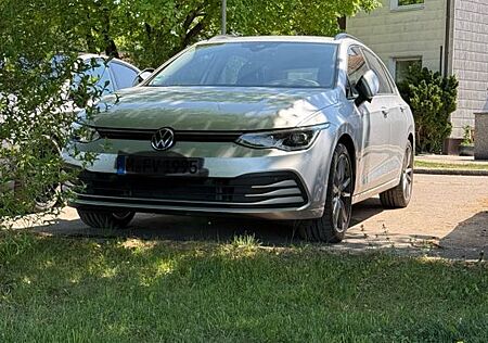 VW Golf Volkswagen 1.5 eTSI OPF 96kW DSG Style Variant Style