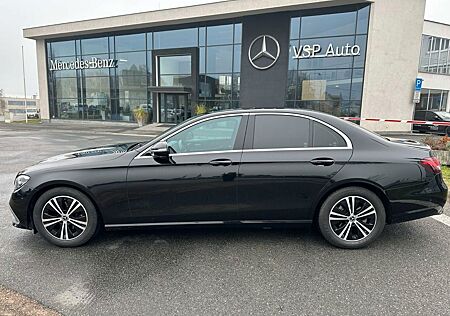 Mercedes-Benz E 220 d Autom. -