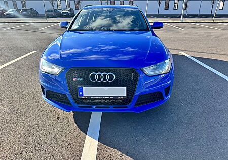 Audi RS4 4.2 FSI S tr. qu. Nogaro selection Avant...