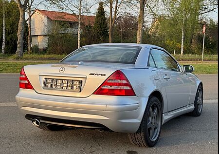 Mercedes-Benz SLK 320 AMG Paket 2 Bose