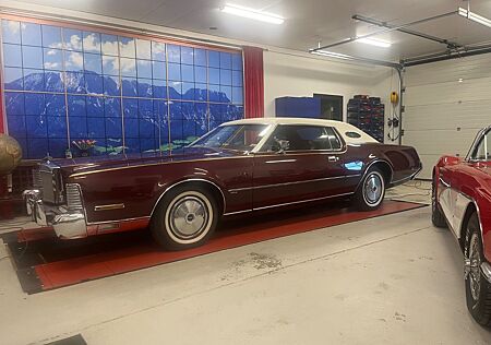 Lincoln Continental MK IV CARTIER