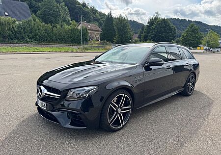 Mercedes-Benz E 63 AMG Mercedes-AMG E 63 4MATIC+ T Garantie