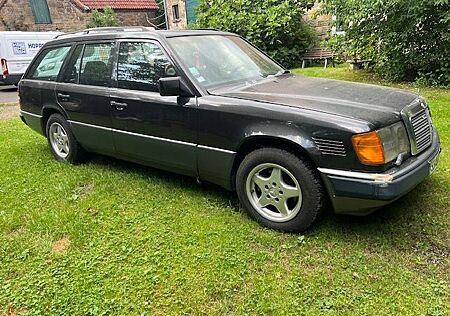 Mercedes-Benz 300 W123 TDT Kombi, Turbo, Leder, TÜV neu