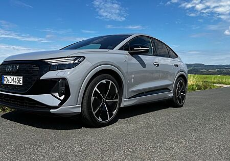 Audi Q4 e-tron Sportback 50 e-tron quattro MATRIX