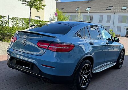 Mercedes-Benz GLC 250 d 4MATIC AMG Line Coupé Autom. AMG Line
