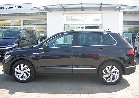 VW Tiguan Volkswagen 2,0 TDI DSG Life 4Motion