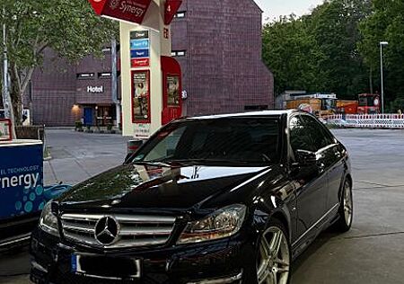 Mercedes-Benz C 180 BlueEFFICIENCY AVANTGARDE AVANTGARDE