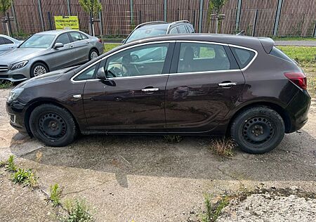 Opel Astra J Lim. 5-trg. Innovation 2.0 CDTI DPF AUT.