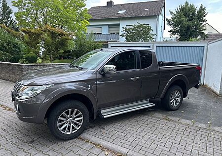 Mitsubishi L200 4WD 1.Hand