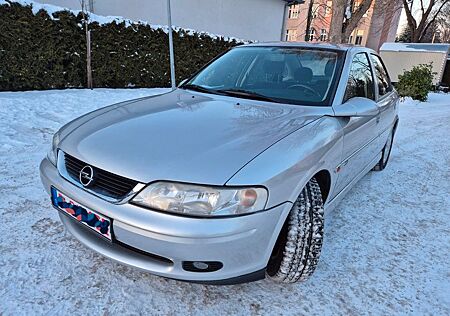 Opel Vectra 1.6 Edition AUTOMATIK 1 HAND TÜV NEU