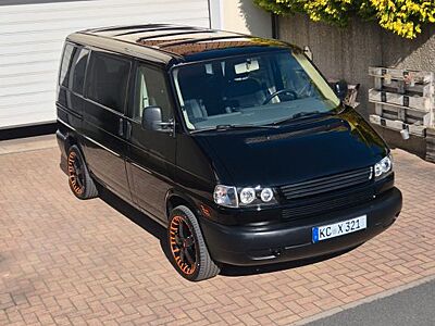 Volkswagen T4 Caravelle 2,5-l-Diesel TDI 111kW Standard