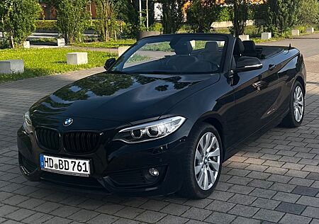 BMW 220i Cabrio