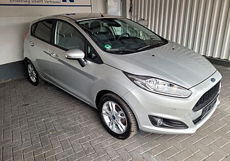 Ford Fiesta Celebration*EINPARKHILFE*53TKM*Allwetter