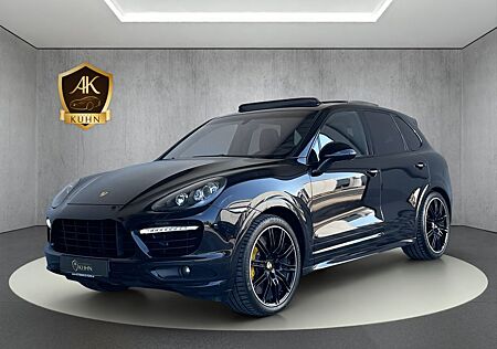 Porsche Cayenne V8 TURBO*PDCC*PDLS*PANO*AHK*KERAMIK*21Z*