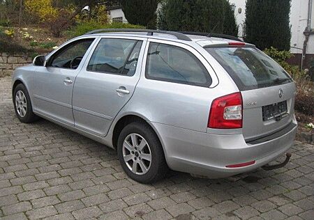 Skoda Octavia 1,8 TSi.Combi,4X4,Klima,SHZ,,AHK,Euro.5