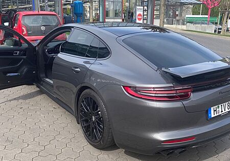 Porsche Panamera 4S Diesel S mit 2 Jahre Approved