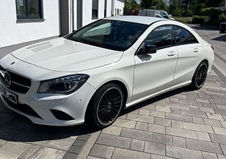 Mercedes-Benz CLA 220 CDI DCT OrangeArt Edition OrangeArt ...