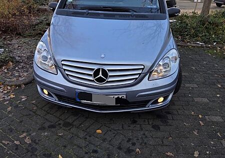 Mercedes-Benz B 180 CDI -
