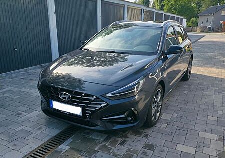 Hyundai i30 1.5 T-GDI Hybrid EDITION 30+ DCT EDITION 30+