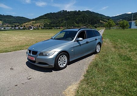 BMW 320i Touring Klima 8 fach Tempomat eFH PDC